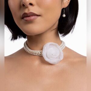 Radiant Rosette White Choker